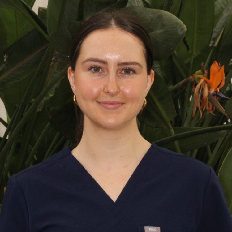 Rhiannon | Mendelsohn Dental on Royal